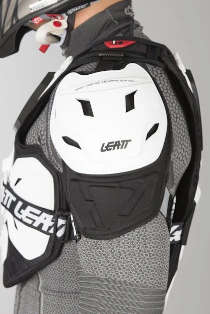 Pettorina Leatt 5.5 Bianca - immagine 8