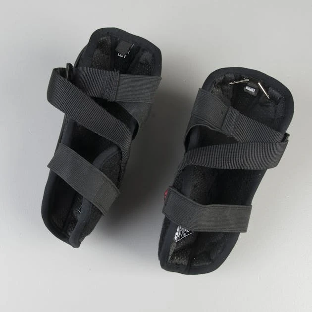 Gomitiere Bambino EVS Option Nere - immagine 2