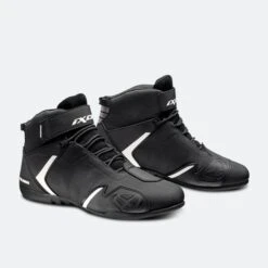 Scarpe Moto Ixon Gambler WP Nero-Bianco
